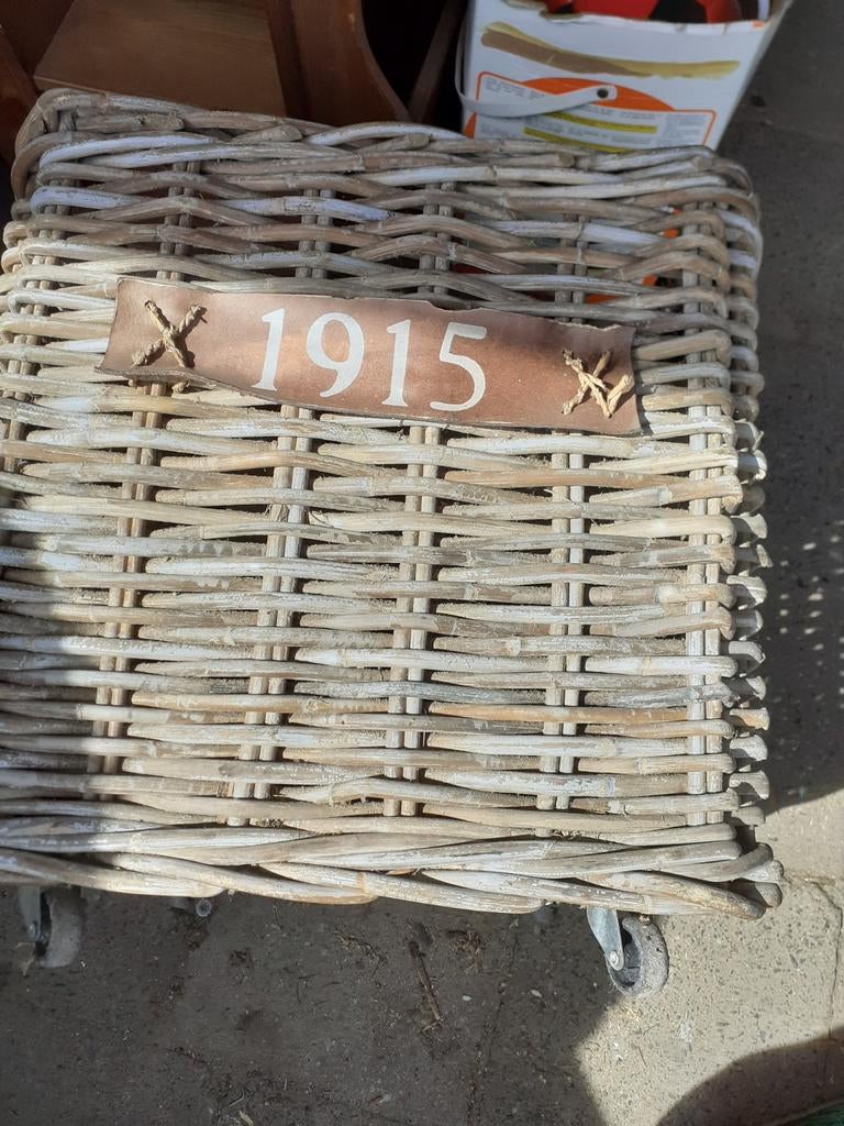 Rieten mand, Ophalen