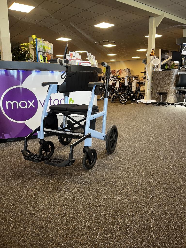 Triumph Prestige Rollator / Rolstoel 2-in-1 – Sky Blue, Diversen, Rolstoelen, Ophalen, Triumph Prestige, Triumph Prestige, Inklapbaar