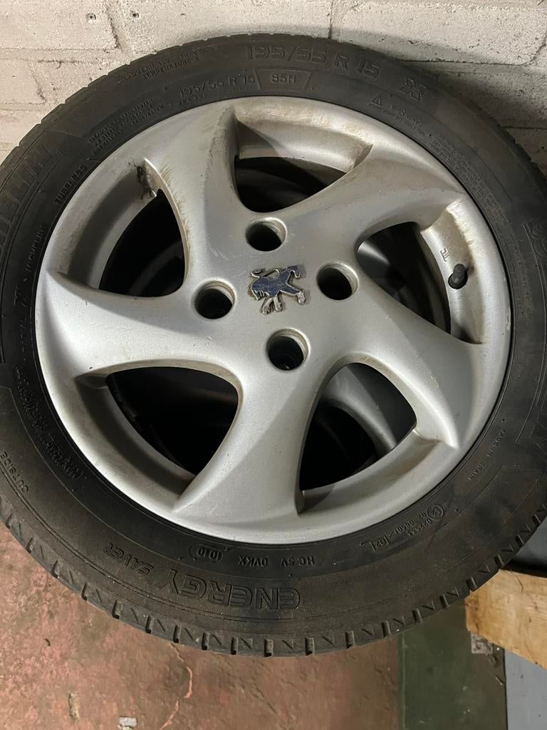 Peugeot 206 velgen orgineel!, Ophalen, Zo goed als nieuw