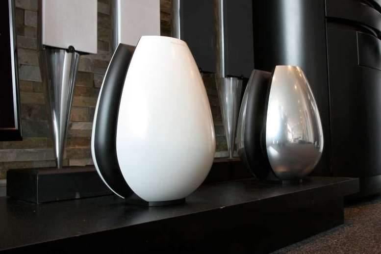 Beolab 11 subwoofer | wit | B&O Bang en Olufsen, Subwoofer, Info@bang-olufsen.dk, 120 watt of meer, Bang & Olufsen Alle 1 / DK-7600 Struer / Denmark