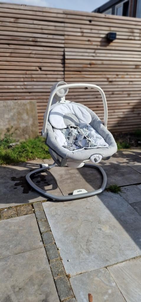 Joie Serina Elektrische Schommelstoel, Kinderen en Baby's, Wipstoeltjes, Schommelstoel, Verstelbaar, Zo goed als nieuw, Ophalen
