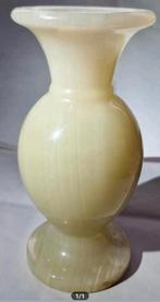 Mooie Jade Vaas - Elegant Decoratiestuk, Steen, Nieuw, Ophalen of Verzenden, Minder dan 50 cm