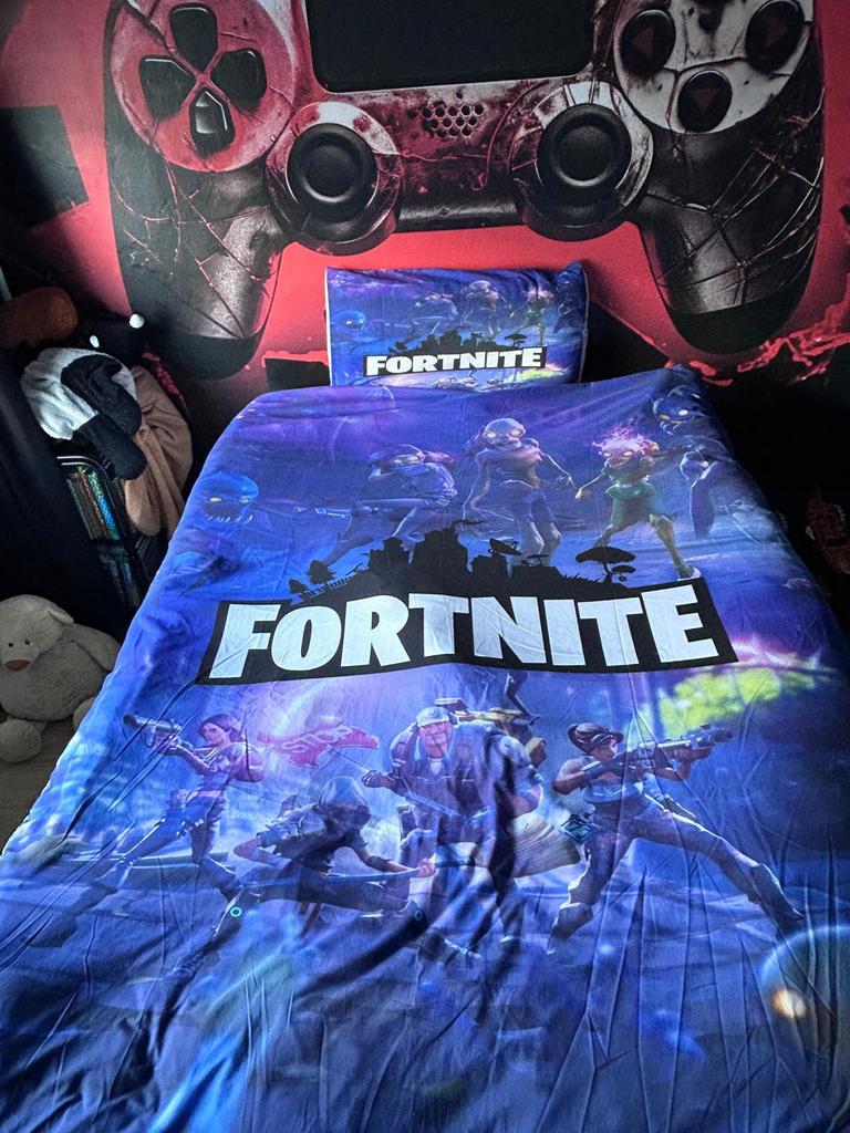1-pers Fortnite dekbedovertrek + kussensloop ZGAN, Ophalen of Verzenden, Zo goed als nieuw, Jongetje of Meisje, Dekbedovertrek