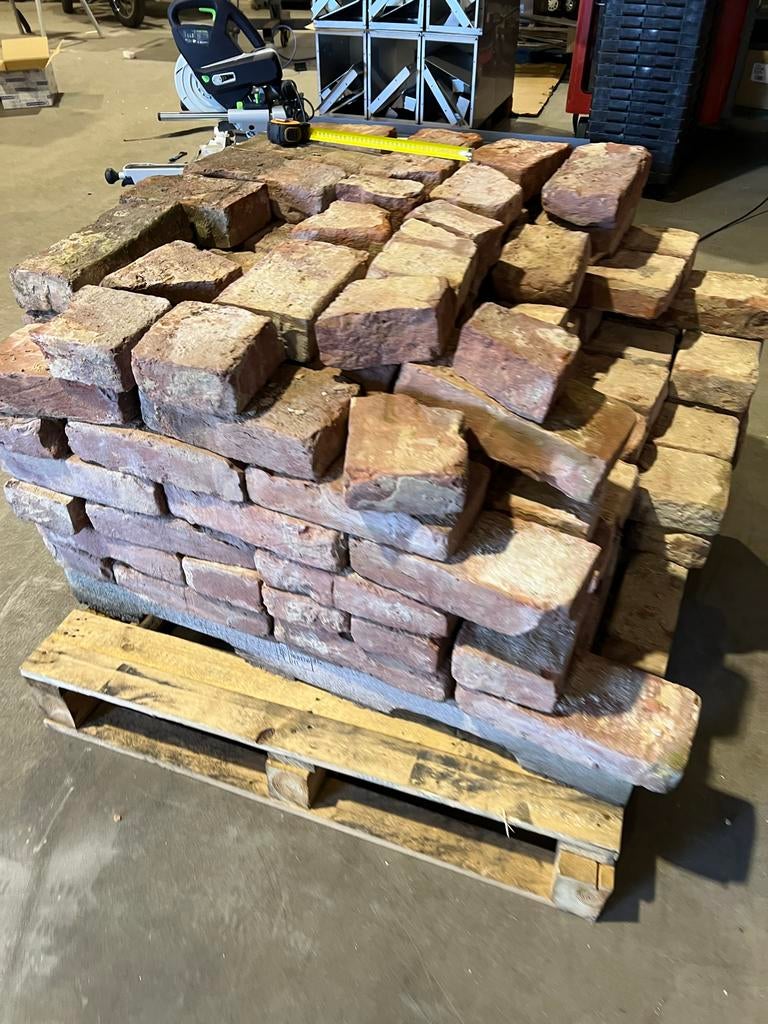 Half pallet oude kloostermoppen - Authentieke bakstenen, Ophalen, Gebruikt, Bakstenen