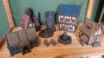 Miniatuur D&D dorp met Baba Yaga hut en dicetower, Ophalen of Verzenden, Gebruikt