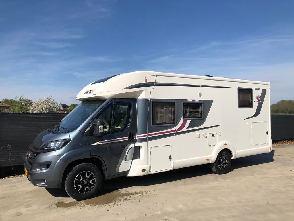 Caravans And Camping Nieuwstaat