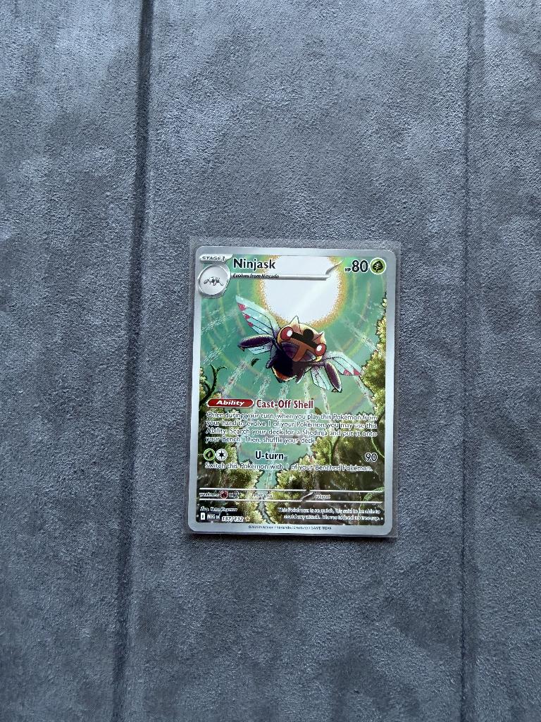Pokemon Ninjask (MEG 137) Mega Evolution, Ophalen of Verzenden, Nieuw, Losse kaart, Foil