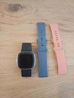 Fitbit Versa 4 Roségoud Smartwatch met Extra Bandjes, Sieraden, Tassen en Uiterlijk, Smartwatches, GPS, Ophalen of Verzenden, Zo goed als nieuw