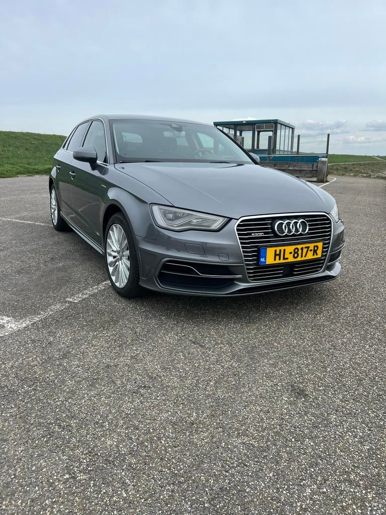 Audi A3 1.4 Tfsi 204pk E-tron S Tronic 2015 Grijs, Stof, 4 cilinders, Elektronische parkeerrem, 1395 cc