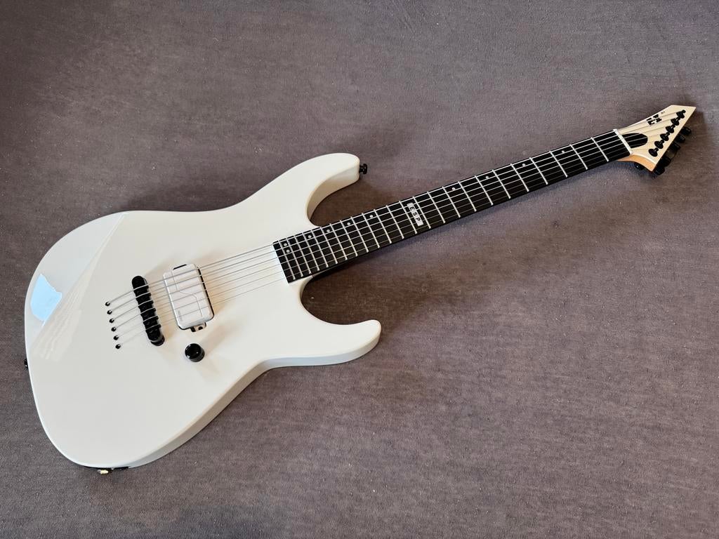 ESP E-II M-I Thru NT Snow White, Muziek en Instrumenten, Ophalen of Verzenden, Zo goed als nieuw, Solid body, Overige merken