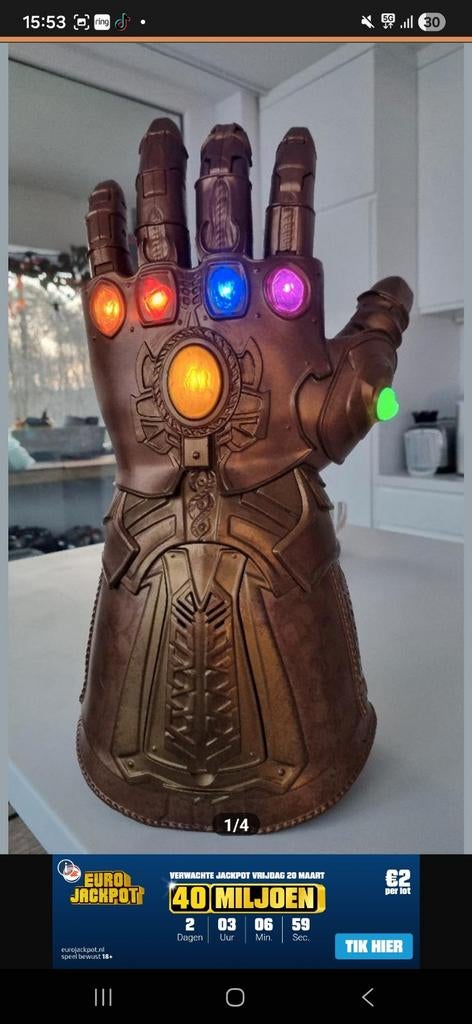Thanos Infinity Gauntlet met Lichtgevende Stenen, Ophalen of Verzenden, Zo goed als nieuw