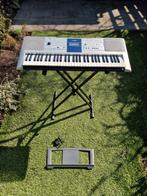 Yamaha Keyboard met standaard, oplader en hoofdtelefoonplug, Ophalen, Yamaha, Met standaard, 61 toetsen