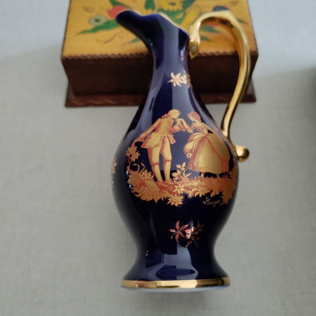Limoges Castel,Kannetje,France,blauw,porselein,22K goud, Ophalen of Verzenden