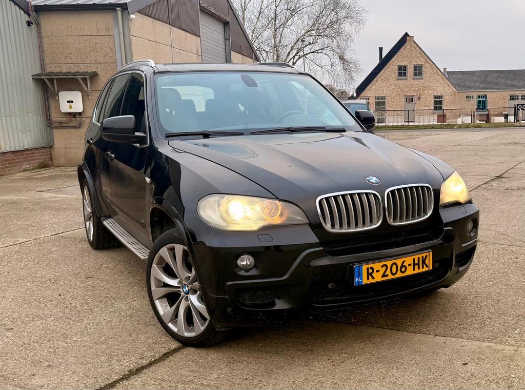 Stoere BMW X5 4.8 l Bj 2007 178000 km, Auto's, BMW, Particulier, X5, 4x4, Benzine, Euro 4, MPV, Automaat, Geïmporteerd, Zwart