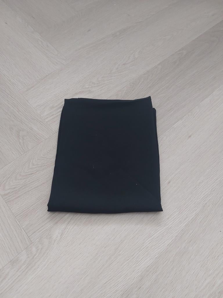 Zwarte hoofddoek hijab rechthoekig model, Kleding | Dames, Ophalen of Verzenden, Zo goed als nieuw