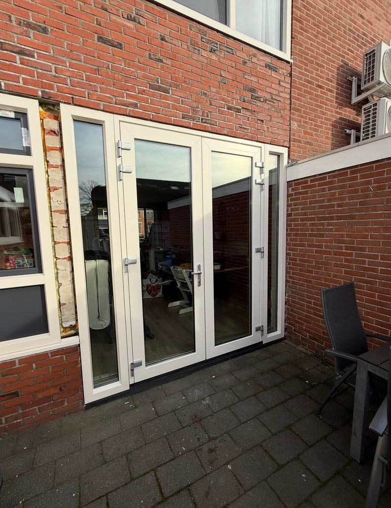 Nieuwe openslaande tuindeuren, Doe-het-zelf en Verbouw, Kozijnen en Schuifpuien, Kunststof, Deurkozijn, 225 cm of meer, Ophalen of Verzenden