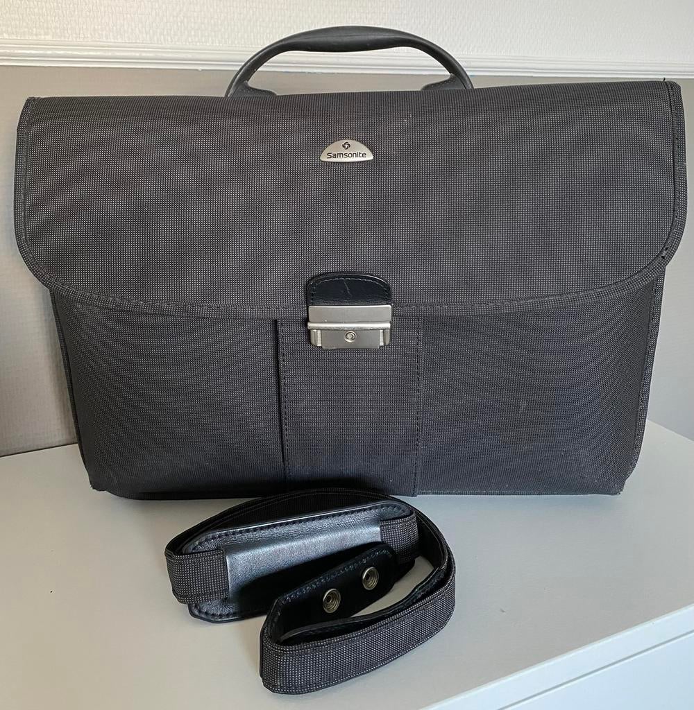 Laptop tas /aktetas Samsonite, Ophalen, Zo goed als nieuw, Aktetas
