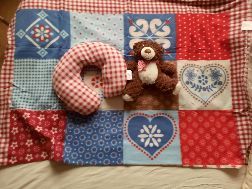 Fleecedekentje, knuffel en kussen, nieuw, Ophalen of Verzenden, Nieuw