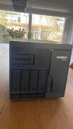 Qnap TS-h686-D1602-8G, Computers en Software, NAS, Ophalen, Zo goed als nieuw