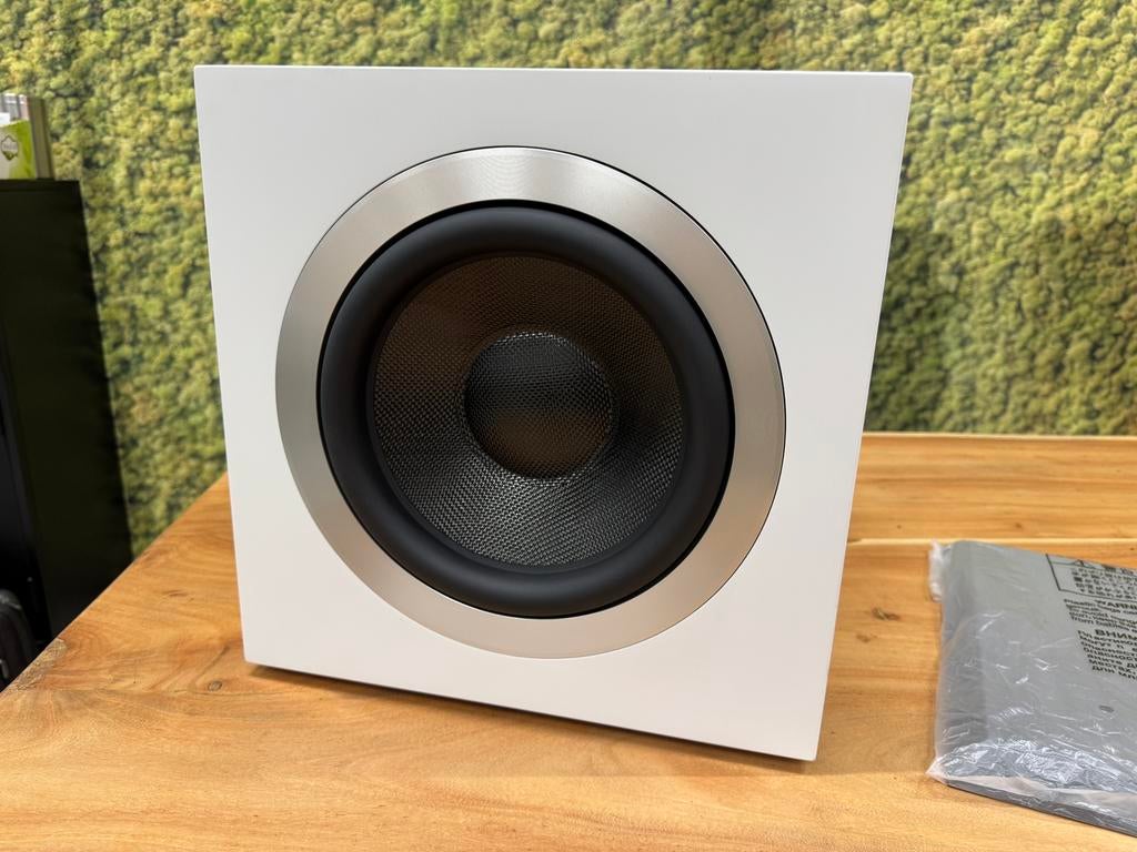 Bowers&Wilkins DB4S subwoofer wit NIEUWSTAAT B&W, Ophalen, Subwoofer, Zo goed als nieuw, Bowers & Wilkins (B&W)