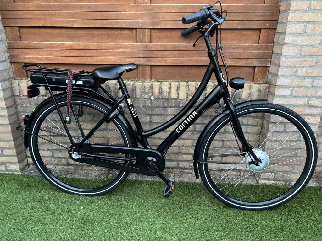 Cortina U1 Elektrisch 340Wh 51cm, Fietsen en Brommers, Fietsen | Dames | Omafietsen, Zo goed als nieuw, 50 tot 53 cm, Versnellingen