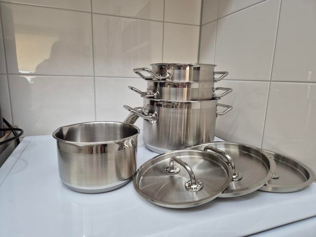 Hackman pannenset en steelpan, Ophalen