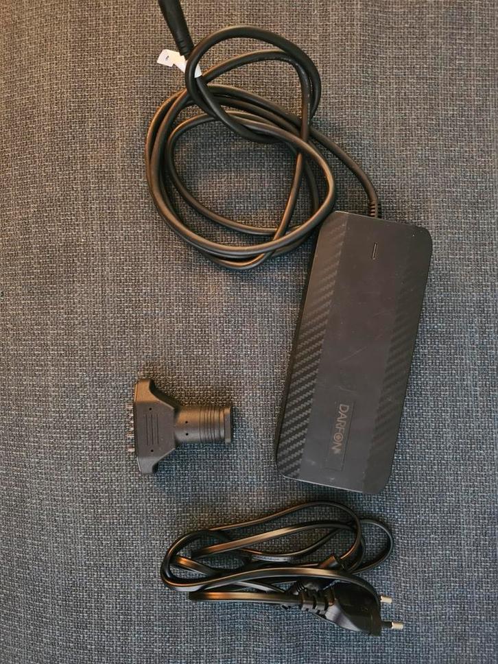 Darfon Li-ion Batterijlader voor Shimano Steps, Fietsen en Brommers, Fietsaccessoires | Fietsaccu's, Ophalen of Verzenden