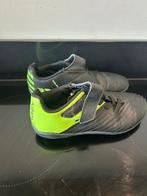 Voetbal schoenen, Kinderen en Baby's, Jongen of Meisje, Kipsta, Schoenen, Ophalen of Verzenden