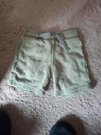 Groene korte broek maat 104, Kinderen en Baby's, Kinderkleding | Maat 104, Broek, Gebruikt, Jongen of Meisje, Ophalen of Verzenden