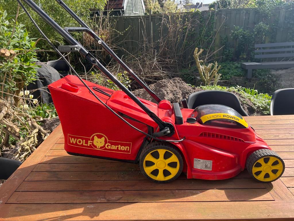 Wolf Garten 72V Li-ION Power 34 Accu Grasmaaier, Ophalen, Cirkelmaaier, Gebruikt, Accu-grasmaaier