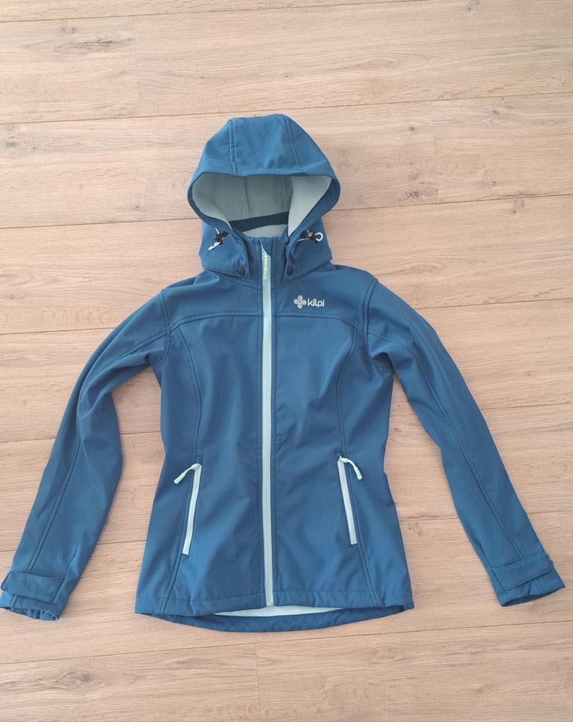Kilpi Softshell out Jas Dames XS Blauw NIEUWSTAAT!, Kleding | Dames, Jassen | Winter, Blauw, Nieuw, Ophalen of Verzenden, Maat 34 (XS) of kleiner