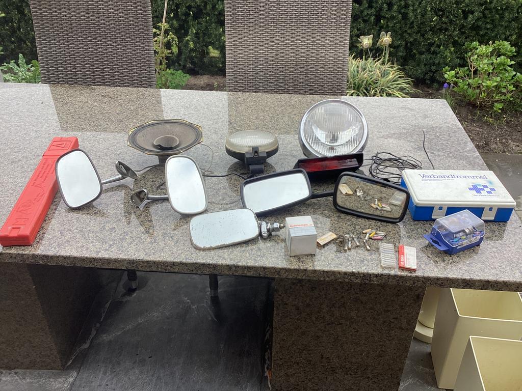 Auto spiegels,ehbo doos,zekeringen,koplampen,speakers, Ophalen of Verzenden