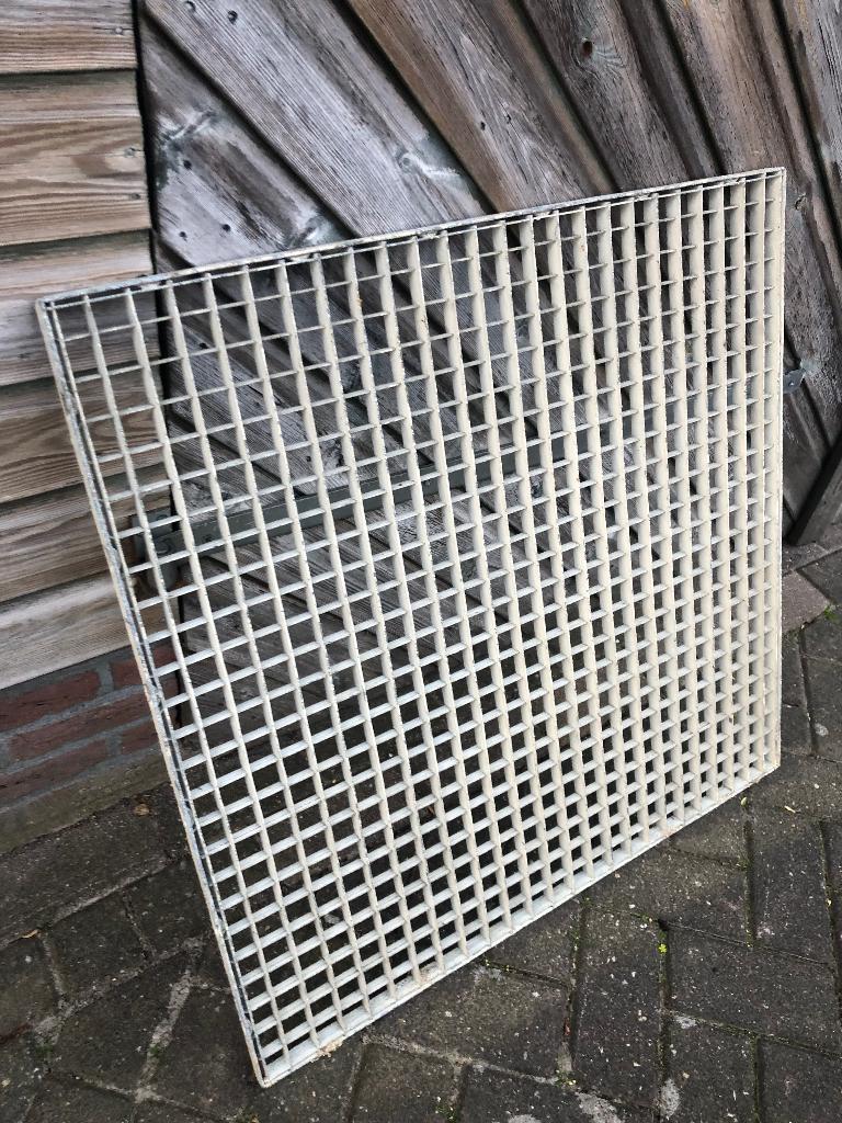 4 keer grint Rooster, Doe-het-zelf en Verbouw, Metalen, Ophalen, Gebruikt, Overige metalen