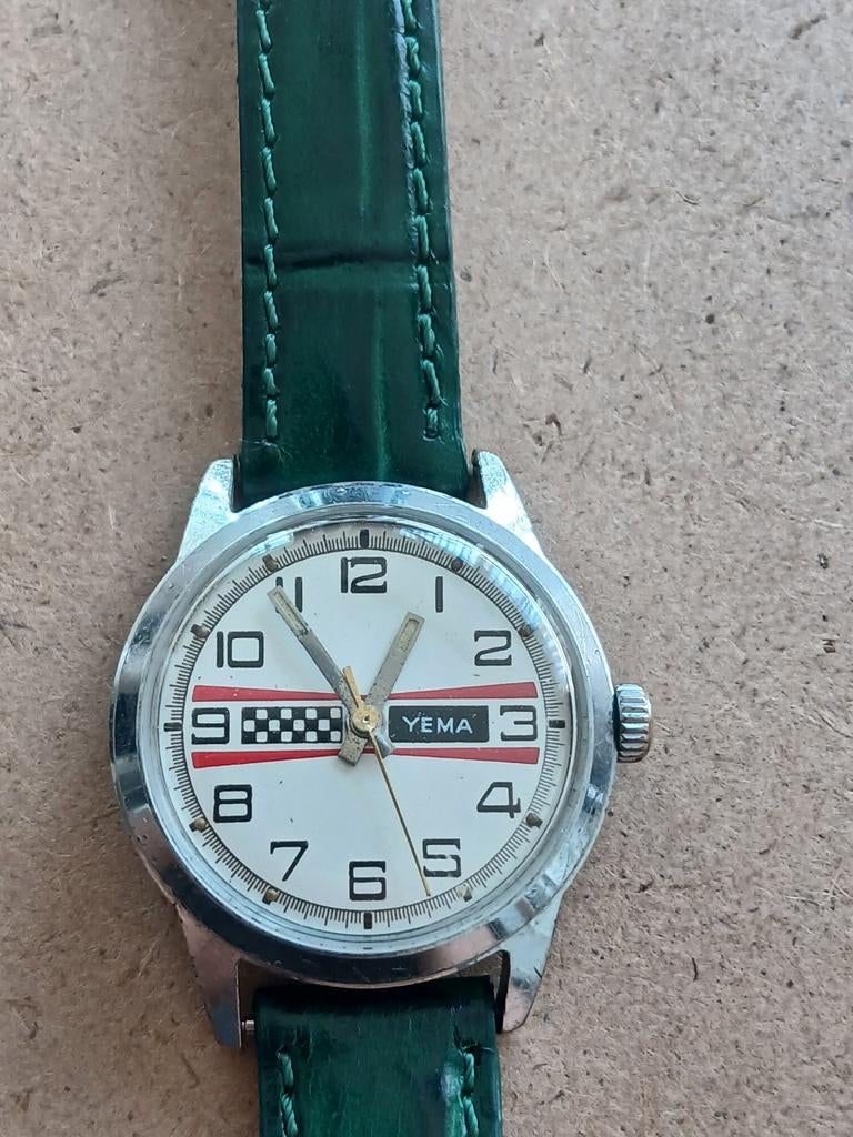 Vintage Yema opwindbaar horloge - Werkt goed, Ophalen of Verzenden, Staal, Polshorloge, Overige merken
