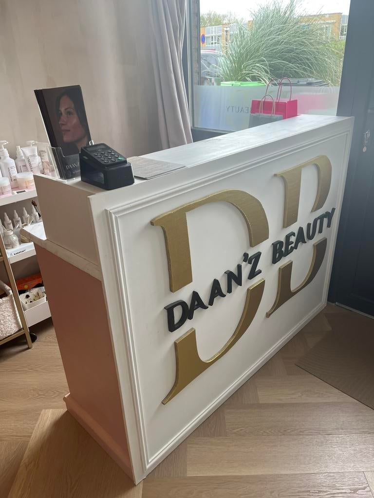 Toonbank balie salon, Ophalen, Zo goed als nieuw