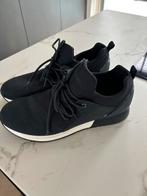 Donkerblauwe sneakers esprit mt 40, Blauw, Ophalen of Verzenden, Sneakers of Gympen, Zo goed als nieuw