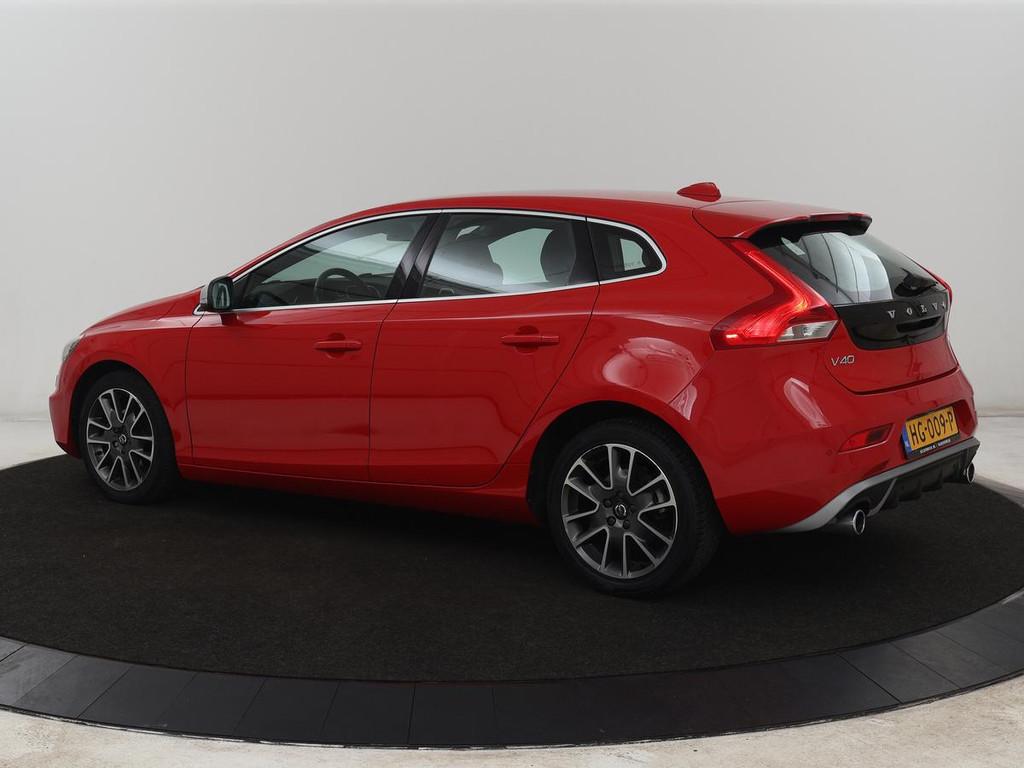 Volvo V40 2.0 D2 R-Design | Stoelverwarming | Leder/Alcantar, Auto's, Voorwielaandrijving, Gebruikt, Euro 6, 4 cilinders