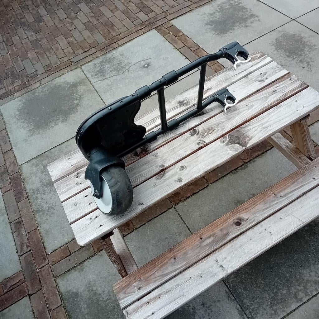 Mutsy Evo meerijdplankje met groot zwenkwiel, Kinderen en Baby's, Kinderwagens en Combinaties, Ophalen, Gebruikt, Kinderwagen