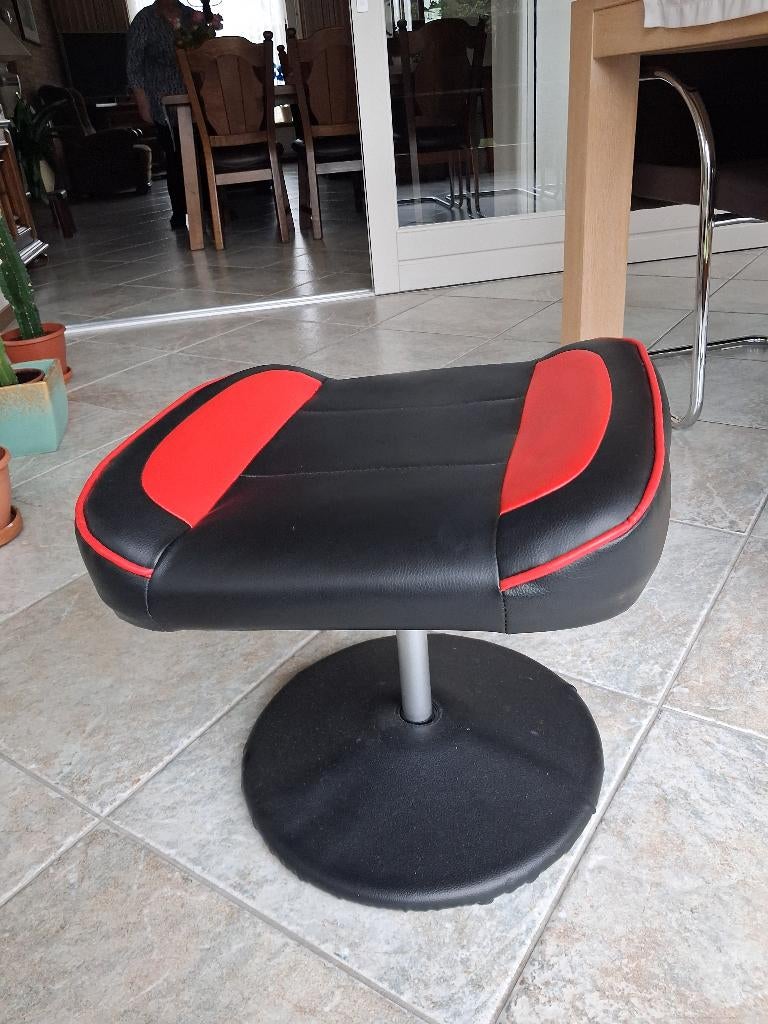 Voetenbankje 47x47cm en 40 cm hoog ,van Aluminium, Ophalen, Minder dan 50 cm, Vierkant, Minder dan 50 cm