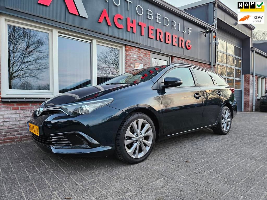 Toyota Auris Touring Sports 1.3 Now Airco! NAP! 6-Versnellin, Auto's, Voorwielaandrijving, 450 kg, Gebruikt, Euro 6