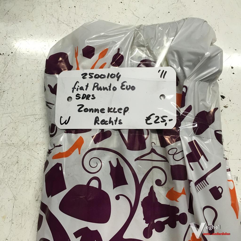 Fiat Punto Evo 5drs  2011 2500104 Zonneklep Rechtsvoor, Gebruikt, -, -, Ophalen of Verzenden