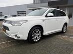 Mitsubishi Outlander 2.0 PHEV instyle+ | Navi | Camera | Aut, 4 cilinders, Leder en Stof, Wit, Vierwielaandrijving