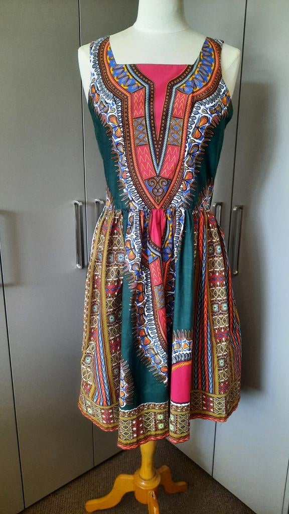 1x gedragen Zomer jurkje A-lijn African print Groen rood, Ophalen of Verzenden, Zo goed als nieuw, Rood, Boven de knie