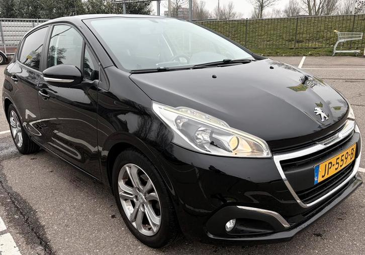 Peugeot 208 - 2016 Zwart, Auto's, Peugeot, Particulier, ABS, Airbags, Airconditioning, Android Auto, Apple Carplay, Bluetooth