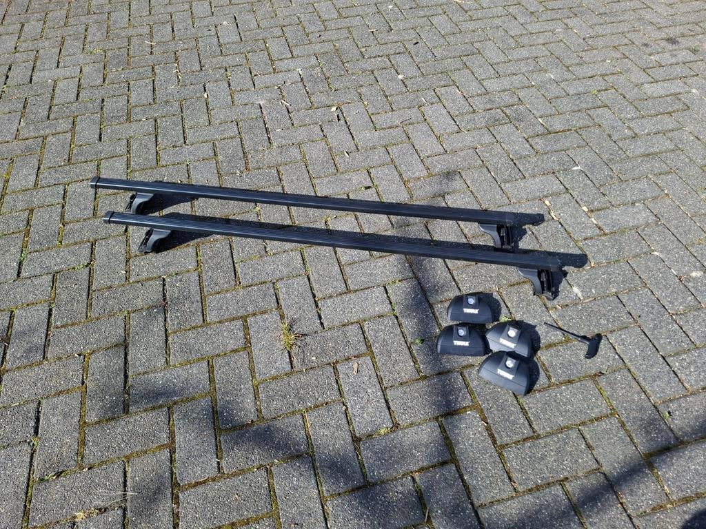 Thule SquareBar dakdragers Opel Zafira B (2005-2010), Auto diversen, Dakdragers, Zo goed als nieuw, Ophalen of Verzenden