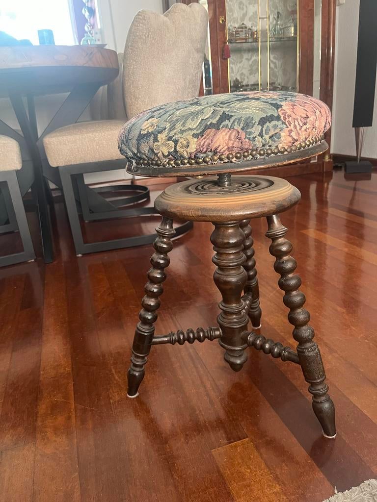 Antieke Piano Kruk - In Hoogte Verstelbaar, Ophalen of Verzenden, In hoogte verstelbaar, Gebruikt, Hout