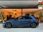 Mercedes-Benz A-klasse 200 AMG Line Edition Garantie Pano Am, Gebruikt, Zwart, 4 cilinders, Blauw