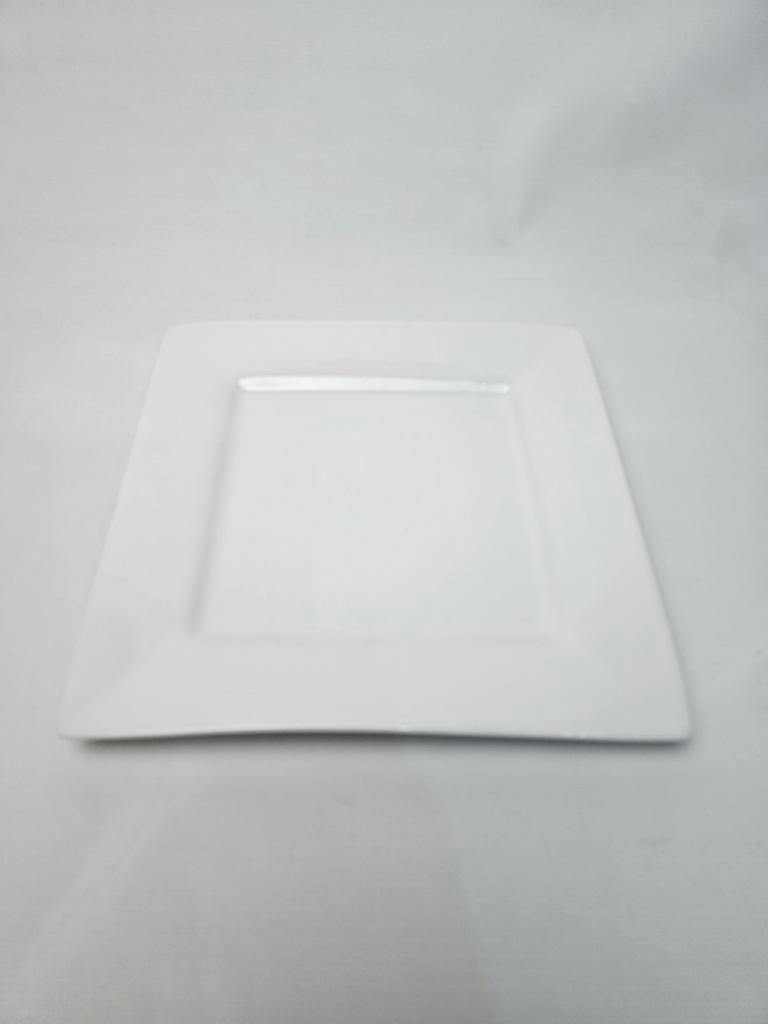 # Maxwell & Williams Bord - White Basics, Huis en Inrichting, Keuken | Servies, Nieuw, Ophalen of Verzenden, Bord(en), Effen