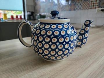 Poolse theepot  - in perfecte staat beschikbaar voor biedingen