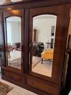 hoge antieke kast, Ophalen